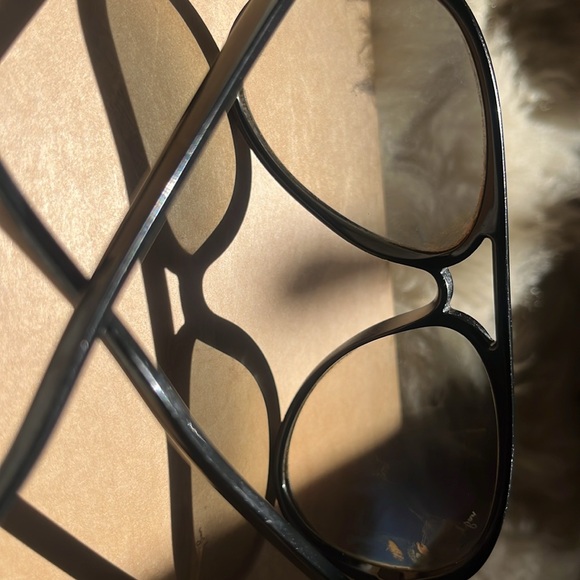 Rayban Black Aviator Sunglasses - Picture 6 of 6